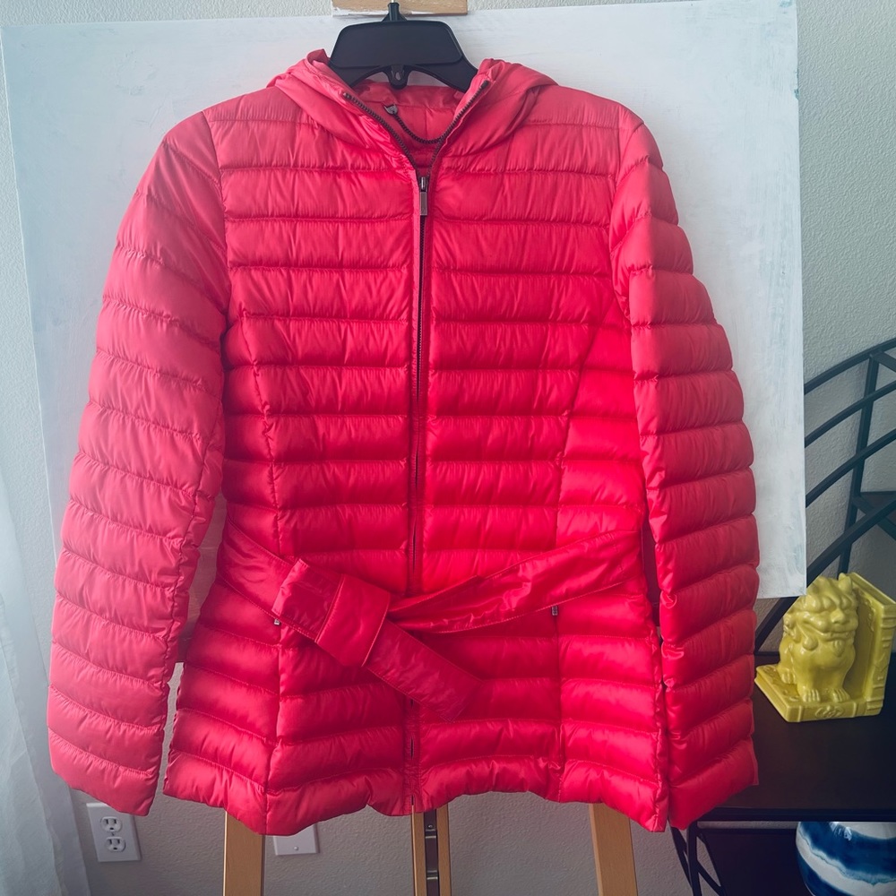 NWOT MaxMara Weekend Quilted Down puffer Jacket Sz US 6 with Belt Classic
